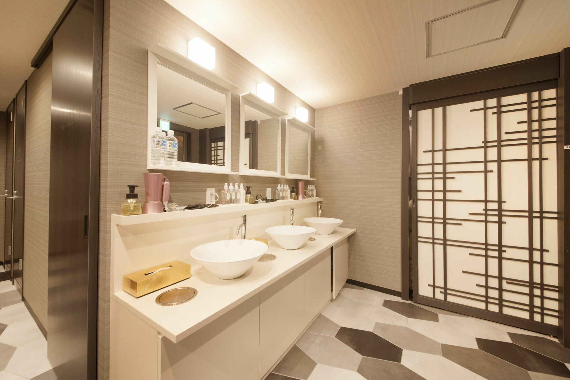 Centurion Hotel Residential Cabin Tower Tokio Exterior foto
